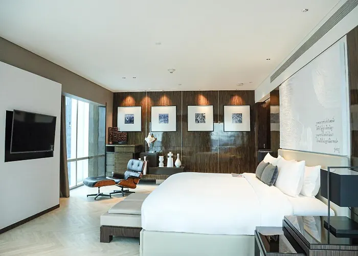 Le Meridien Hotel
