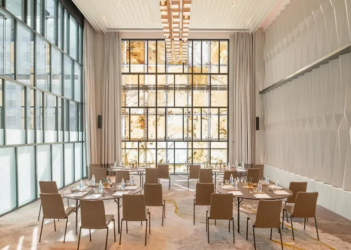 Le Meridien Hotel