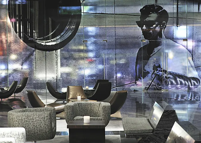 Le Meridien Hotel 5*