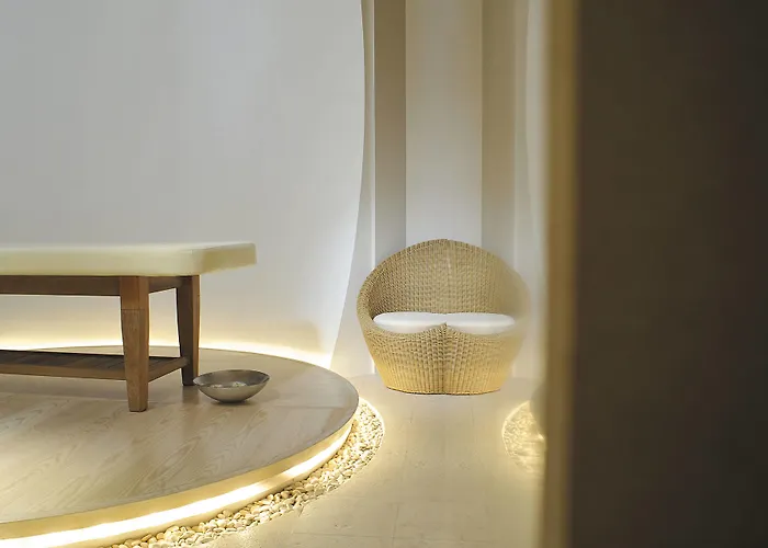 Le Meridien 5* בנגקוק