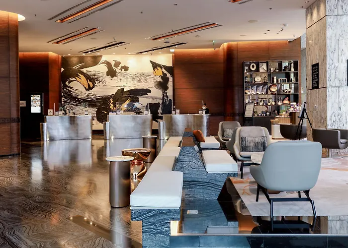 Le Meridien Hotel 5*