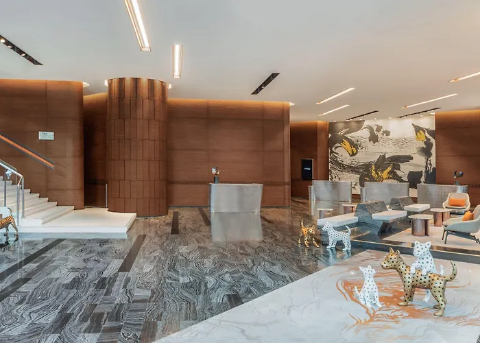 Le Meridien Hotel